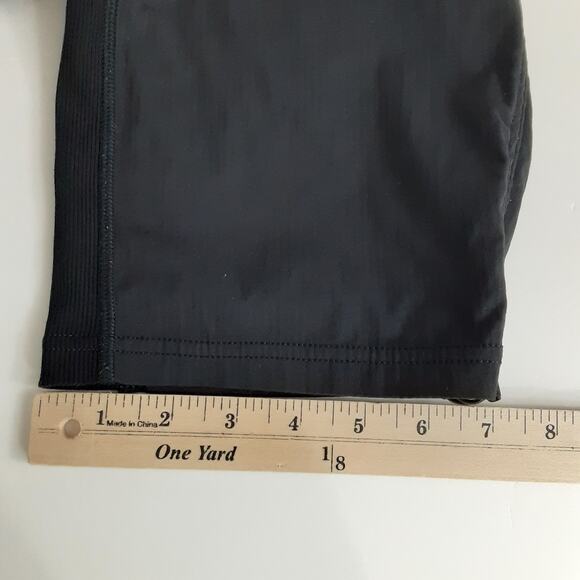 Lululemon Dance Studio Mid Rise Cropped Pants Black Womens 12 - Picture 11 of 11